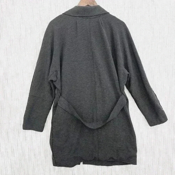 Max & Mia Women's Cardigan Sweater Size XL Open Front Exposed Seam - Picture 2 of 9